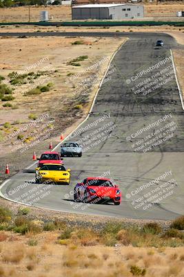 media/Oct-18-2025-Extreme Speed (Sat) [[d6d7e1fef1]]/Group 3 Purple/Session 3 (Turn 1)/